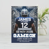 Invitation d'anniversaire de billet de football mo (Debout devant)