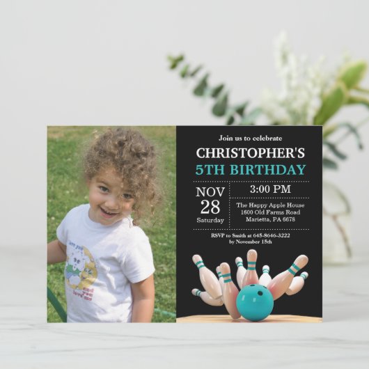 Invitation d'anniversaire de Bowling Fête d'annive (Debout devant)