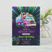Invitation d'anniversaire de camion de jeu néon Gl (Debout devant)