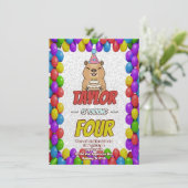 Invitation d'anniversaire de capybara scintillant (Debout devant)