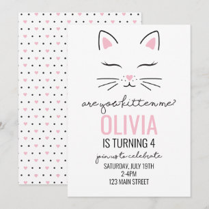 Invitation d'anniversaire de chaton avec coeurs ro