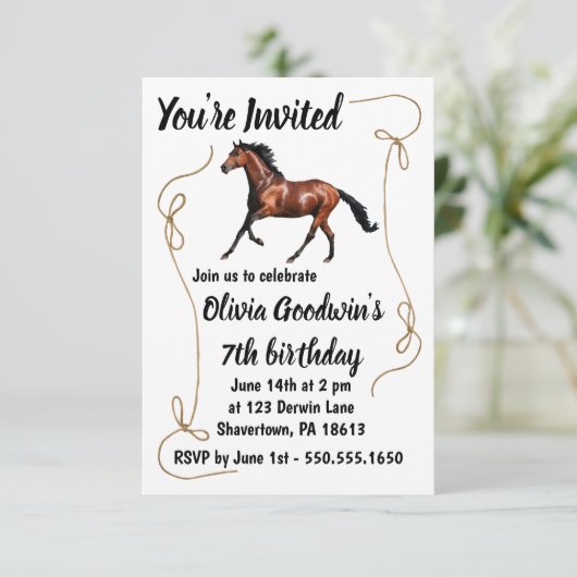 Invitation d'anniversaire de cheval en course avec (Debout devant)