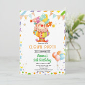 Invitation d'anniversaire de clown mignon (Debout devant)
