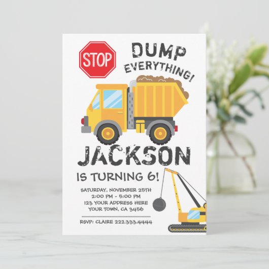 Invitation d'anniversaire de construction (Debout devant)