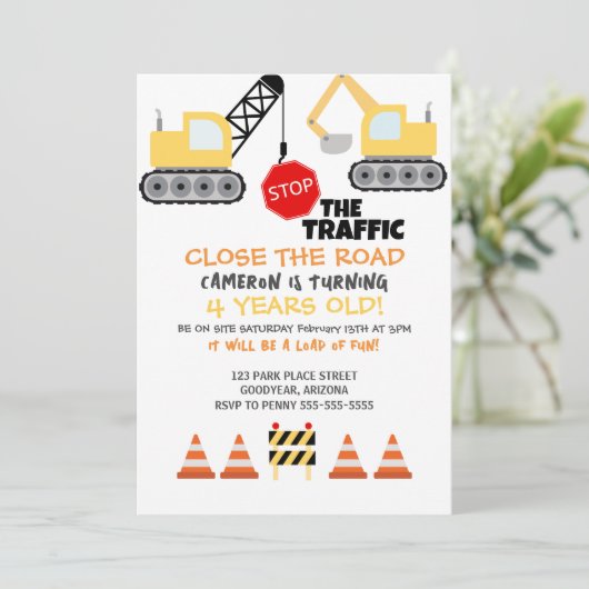 Invitation d'anniversaire de construction (Debout devant)