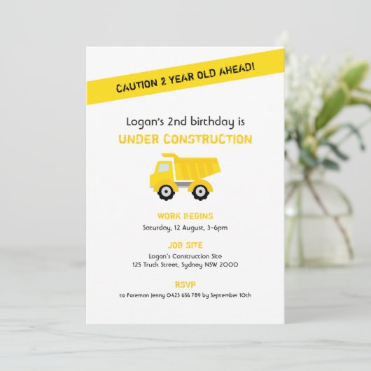 Invitation d'anniversaire de construction, blanc (Debout devant)