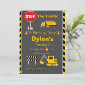 Invitation d'anniversaire de construction, Bull Do (Debout devant)