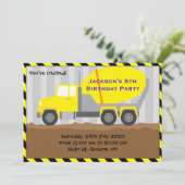 Invitation d'anniversaire de construction de (Debout devant)