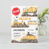 Invitation d'anniversaire de construction modifiab (Debout devant)