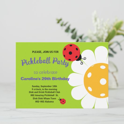 Invitation d'anniversaire de Daisy et Ladybug de P (Debout devant)