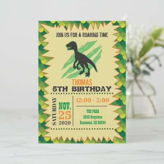 Invitation d'anniversaire de Dinosaur (Debout devant)