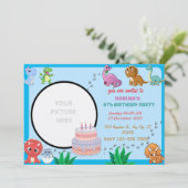 Invitation d'anniversaire de Dinosaur | Fête des g (Debout devant)