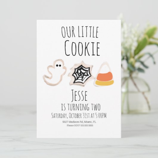 Invitation d'anniversaire de fantôme de cookie d'H (Debout devant)