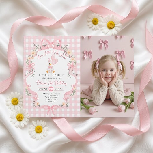 Invitation d'anniversaire de fille au ruban rose d