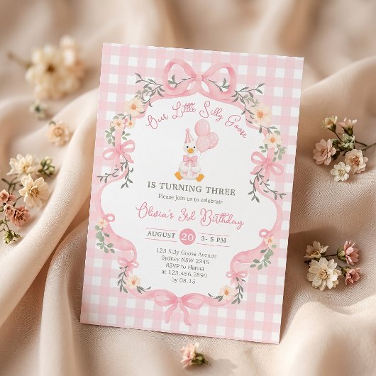 Invitation d'anniversaire de fille au ruban rose d