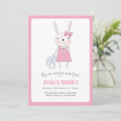 Invitation d'anniversaire de fille de lapin (Debout devant)