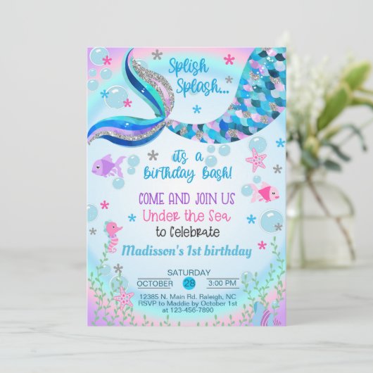 Invitation d'anniversaire de fille de sirène. (Debout devant)