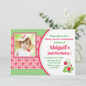 Invitation d'anniversaire de fraises, Fête des fra (Debout devant)