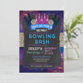 Invitation d'anniversaire de Galaxy Bowling (Debout devant)