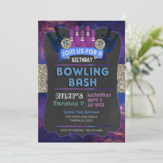 Invitation d'anniversaire de Galaxy Bowling (Debout devant)