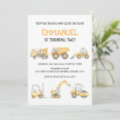Invitation d'anniversaire de garçon de camion à be (Debout devant)