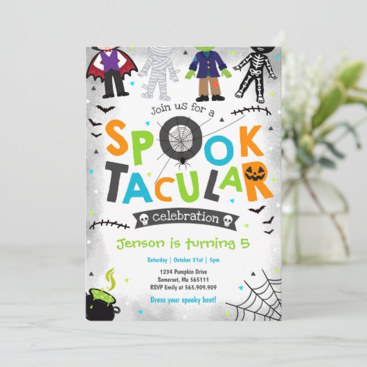 Invitation d'anniversaire de Halloween Spooktacula (Debout devant)