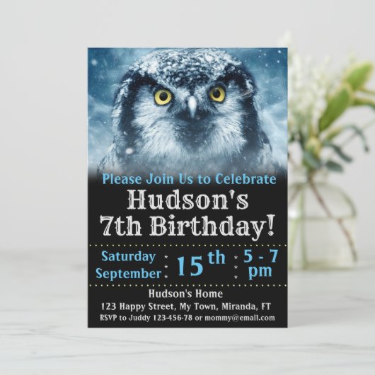 Invitation d'anniversaire de hibou (Debout devant)