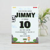 Invitation d'anniversaire de jeu pixel pour garçon (Debout devant)