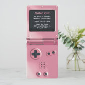 Invitation d'anniversaire de jeu portable Rose Rét (Debout devant)