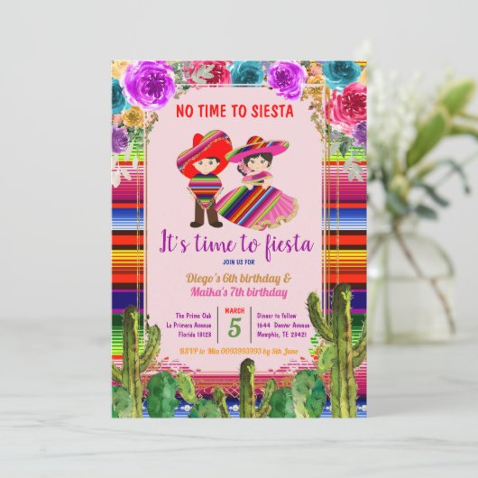 Invitation d'anniversaire de la fête des frères Fi (Debout devant)