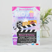 Invitation d'anniversaire de la fille de la soirée (Debout devant)