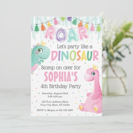 Invitation d'anniversaire de la fille Dinosaur (Debout devant)