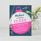 Invitation d'anniversaire de la pêche de la fille (Debout devant)