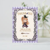 Invitation d'anniversaire de la Petite Sorcière Un (Debout devant)