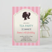 Invitation d'anniversaire de la poupée à thème ros (Debout devant)