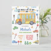 Invitation d'anniversaire de l'autobus scolaire, i (Debout devant)