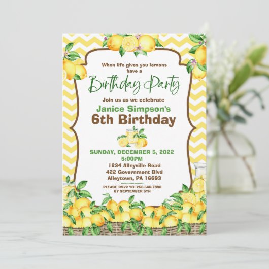 Invitation d'anniversaire de Lemon Chevron (Debout devant)