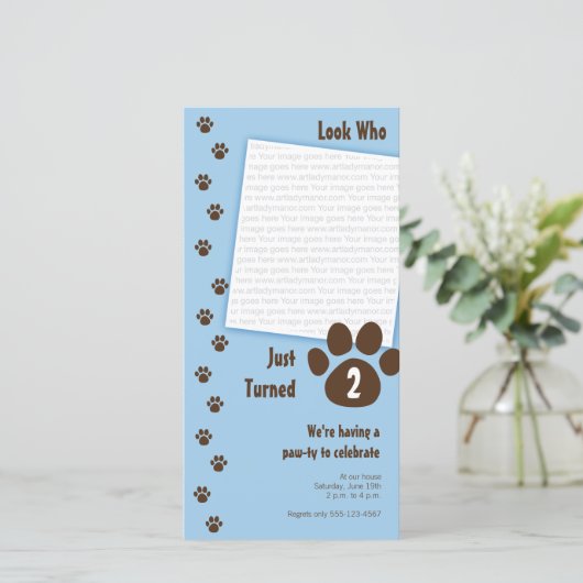 Invitation d'anniversaire de l'Empreinte de patte  (Debout devant)
