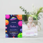 Invitation d'anniversaire de l'espace extra-atmosp (Debout devant)