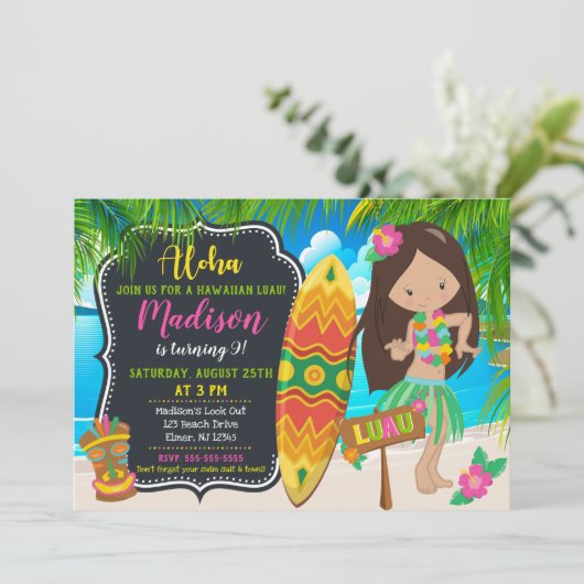 Invitation d'anniversaire de Luau Aloha Invitation (Debout devant)