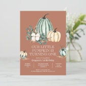 Invitation d'anniversaire de notre petite citrouil (Debout devant)