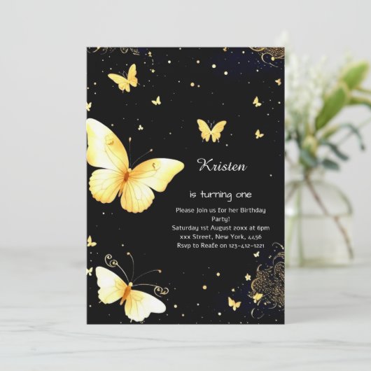 Invitation d'anniversaire de papillon (Debout devant)