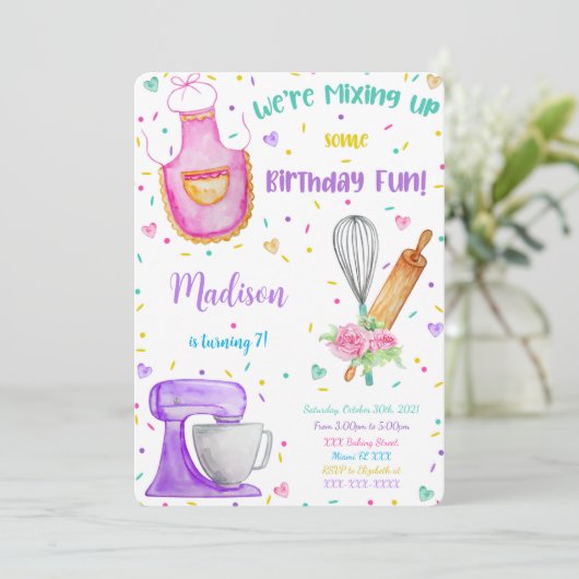 Invitation d'anniversaire de pâtisserie (Debout devant)