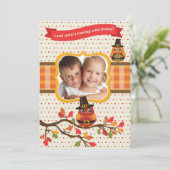 Invitation d'anniversaire de photo de hiboux de (Debout devant)