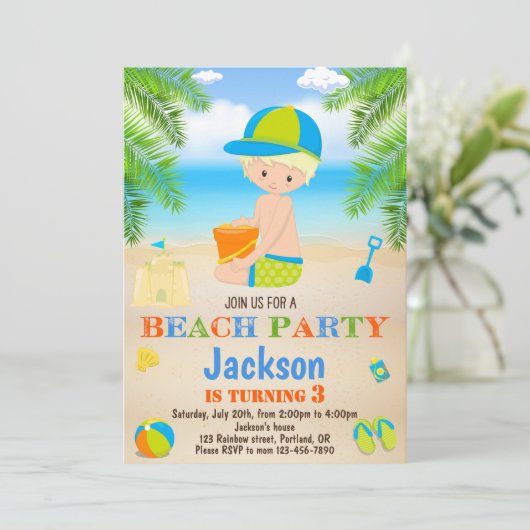 Invitation d'anniversaire de plage Invitation de p (Debout devant)