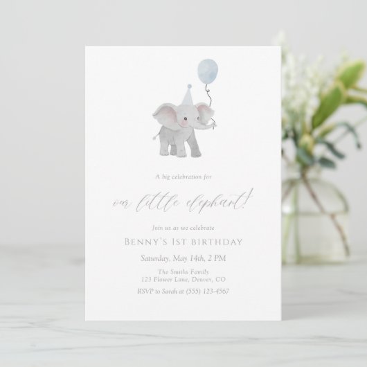 Invitation d'anniversaire de premier anniversaire  (Debout devant)