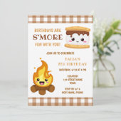 Invitation d'anniversaire de Smores (Debout devant)