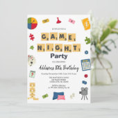 Invitation d'anniversaire de soirée de jeu pour en (Debout devant)