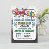 Invitation d'anniversaire de super héros de (Debout devant)