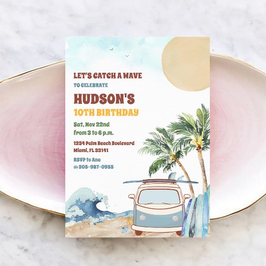 Invitation d'anniversaire de surf de plage